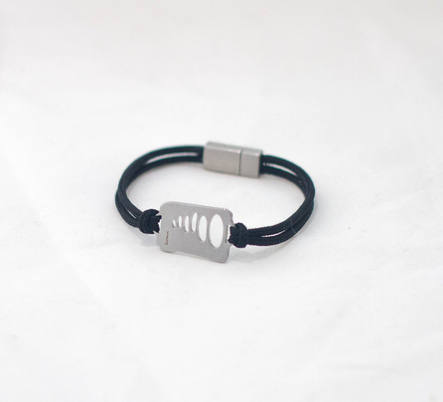 Stainless steel cairn bracelet