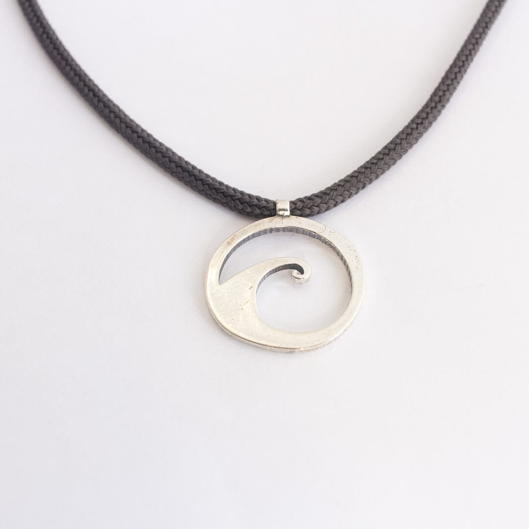 The Wave Necklace